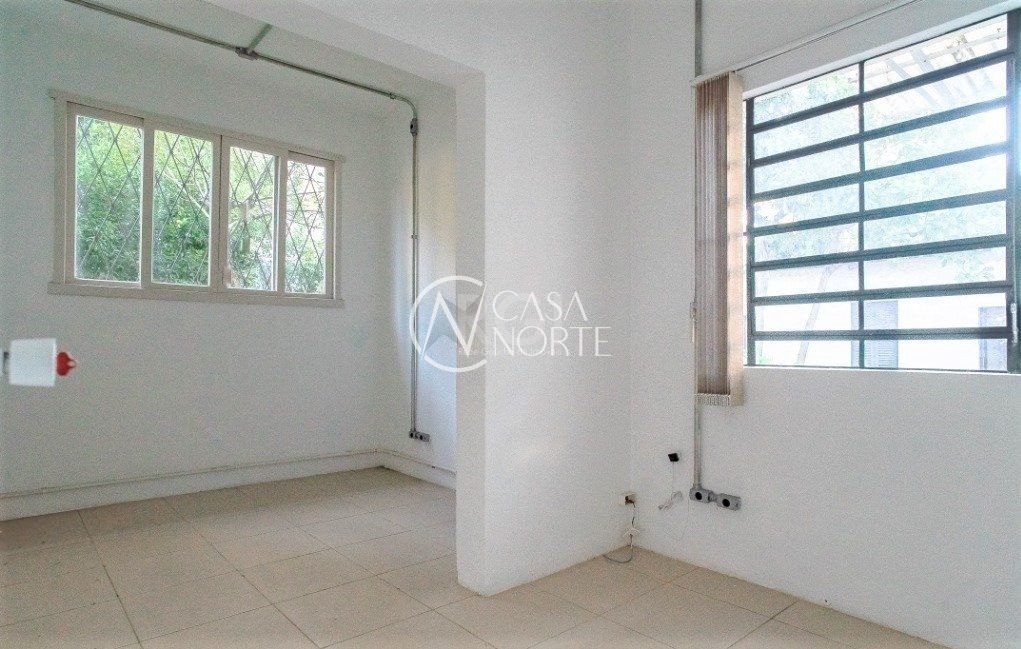Casa Comercial à venda , 290m², Rua Botafogo no bairro Menino Deus em Porto Alegre