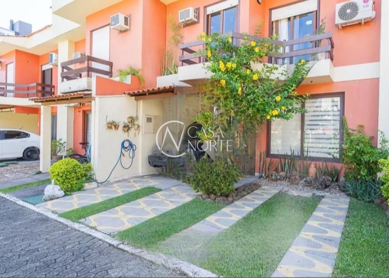 Casa de Condomínio à venda com 3 quartos, 175m², 1 suíte, 2 vagas, Rua Doutor Armando Barbedo no bairro Tristeza em Porto Alegre