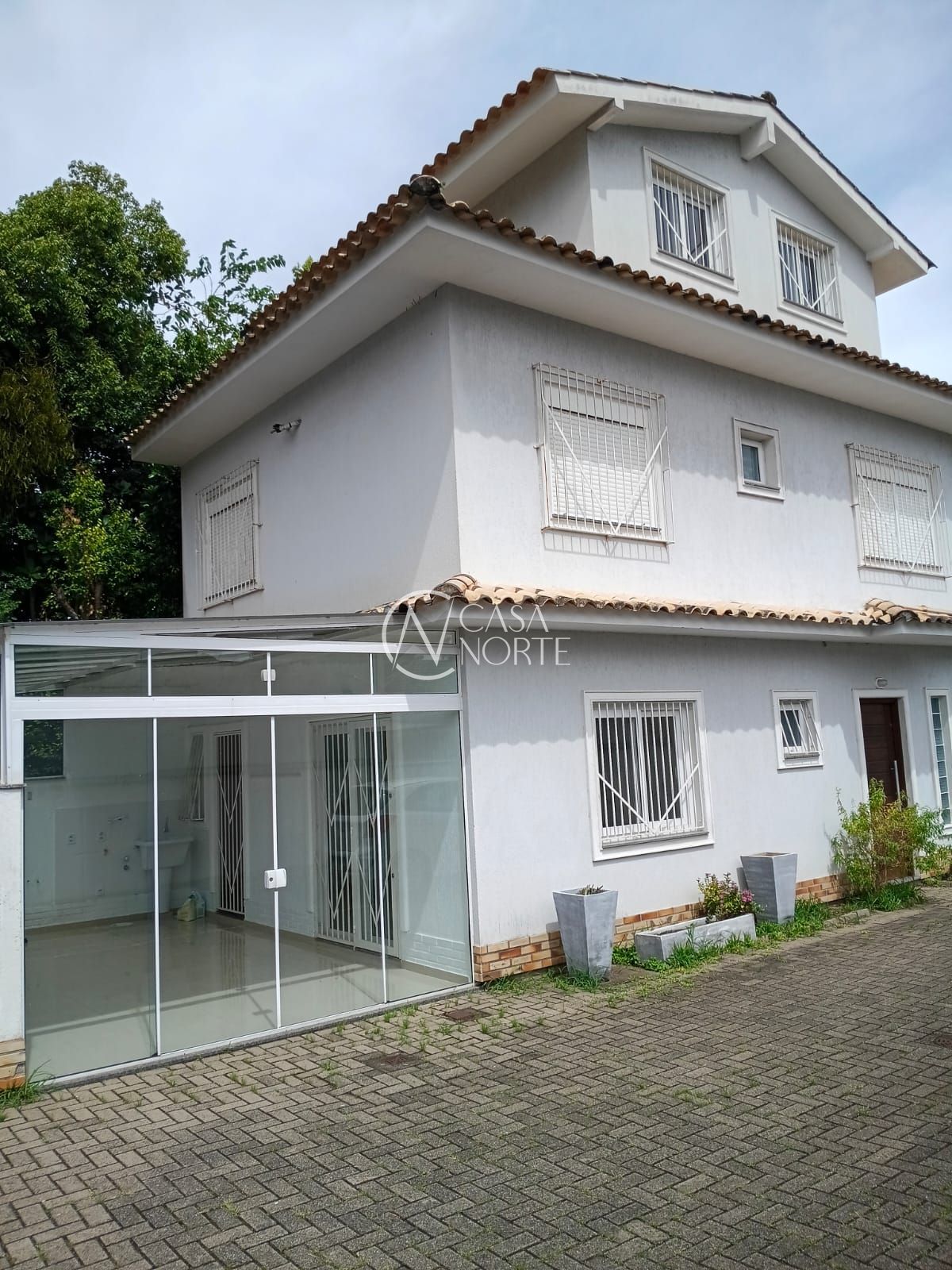 Casa de Condomínio à venda com 3 quartos, 155m², 1 suíte, 2 vagas, Rua Leme no bairro Ipanema em Porto Alegre