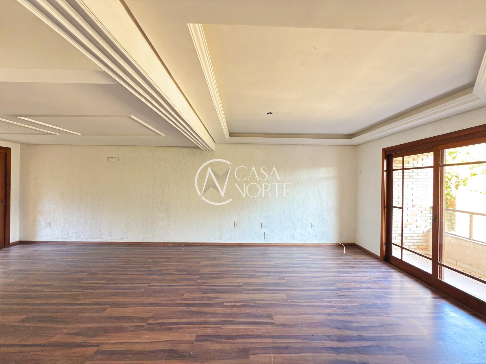 Casa de Condomínio à venda com 3 quartos, 237m², 1 suíte, 3 vagas, Rua Conselheiro Xavier da Costa no bairro Ipanema em Porto Alegre