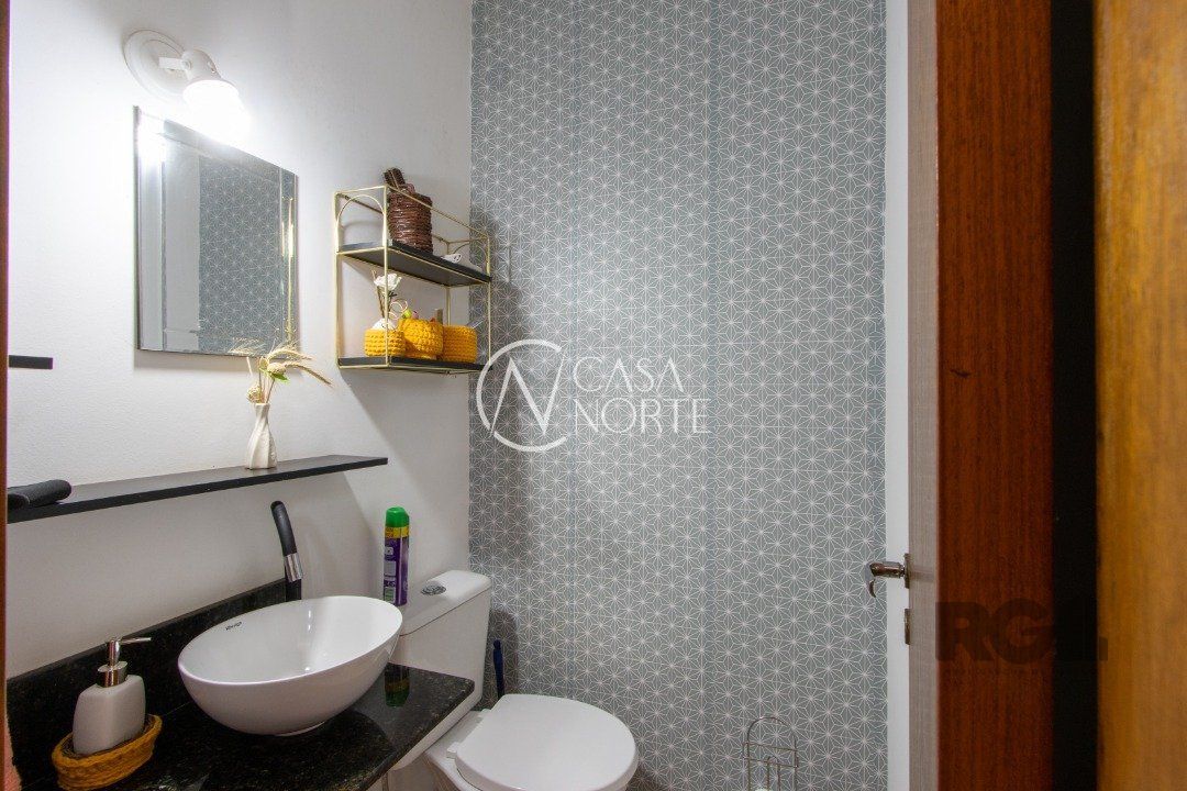 Casa de Condomínio à venda com 3 quartos, 100m², 1 suíte, 1 vaga, Avenida da Serraria no bairro Espírito Santo em Porto Alegre