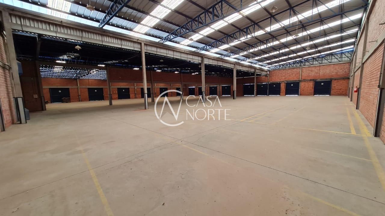 Prédio Comercial à venda com 4 quartos, 3664m², 40 vagas, Avenida Plínio Kroeff no bairro Sarandi em Porto Alegre