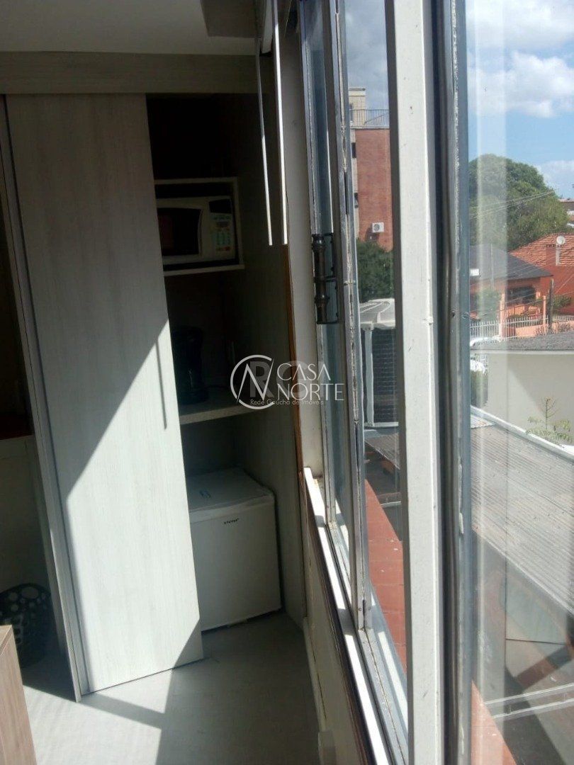 Sala Comercial à venda , 23m², Avenida Wenceslau Escobar no bairro Tristeza em Porto Alegre