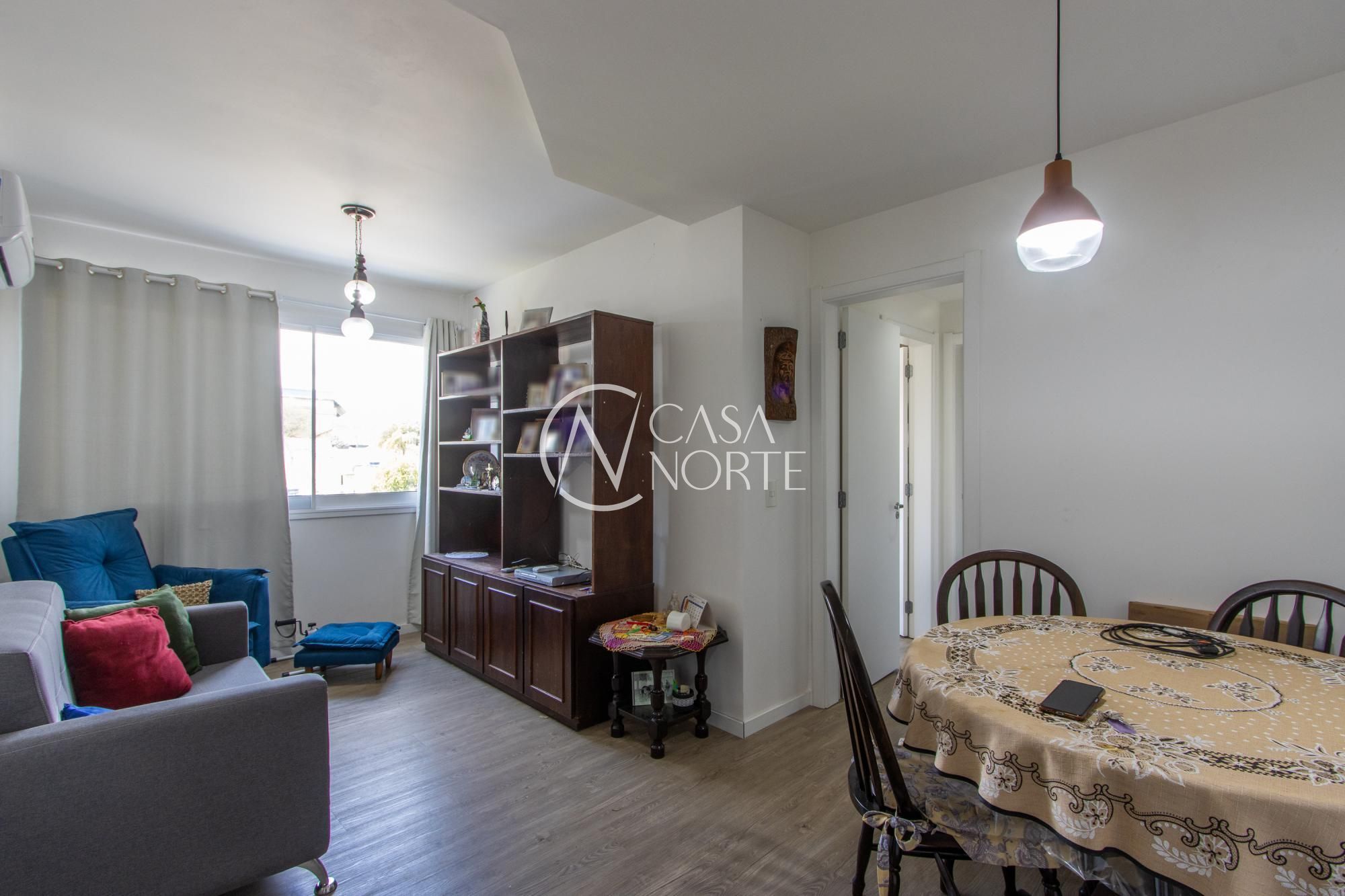 Apartamento à venda com 2 quartos, 56m², 1 suíte, 1 vaga, Avenida Doutor Carlos Barbosa no bairro Azenha em Porto Alegre