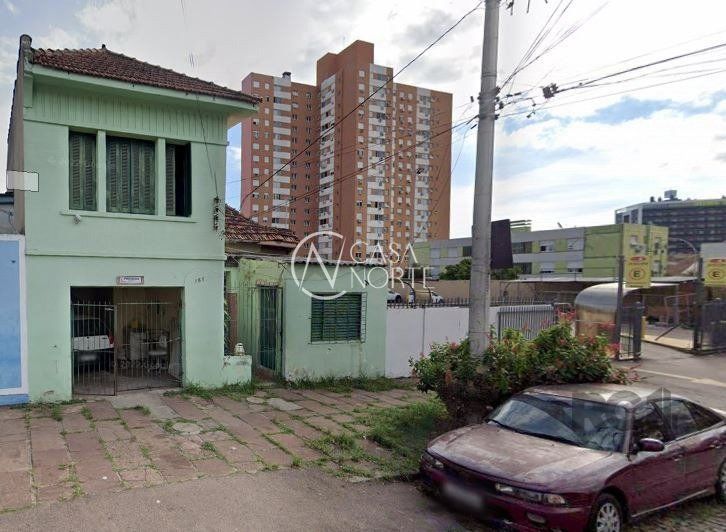 Terreno à venda  com 387m², Rua Doutor Ramiro Davila no bairro Azenha em Porto Alegre
