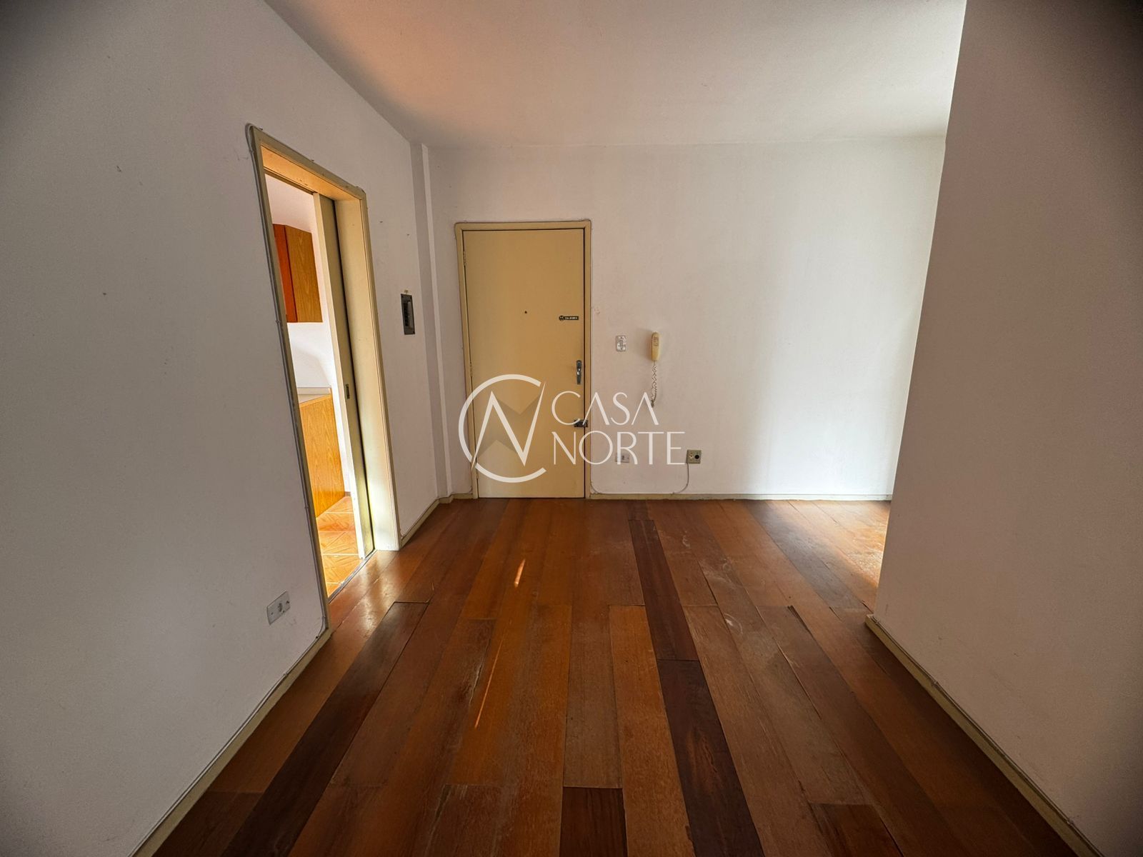 Apartamento à venda com 1 quarto, 36m², Rua Diomário Moojen no bairro Cristal em Porto Alegre