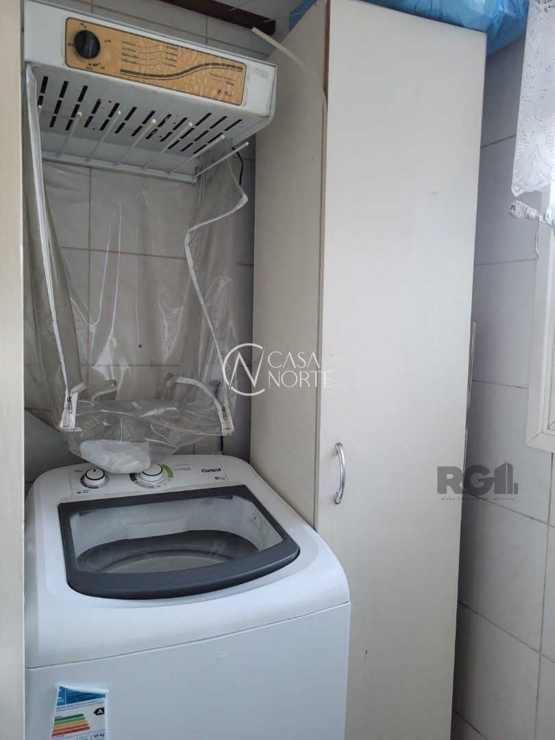 Apartamento à venda com 2 quartos, 61m², 1 vaga, Avenida da Cavalhada no bairro Cavalhada em Porto Alegre