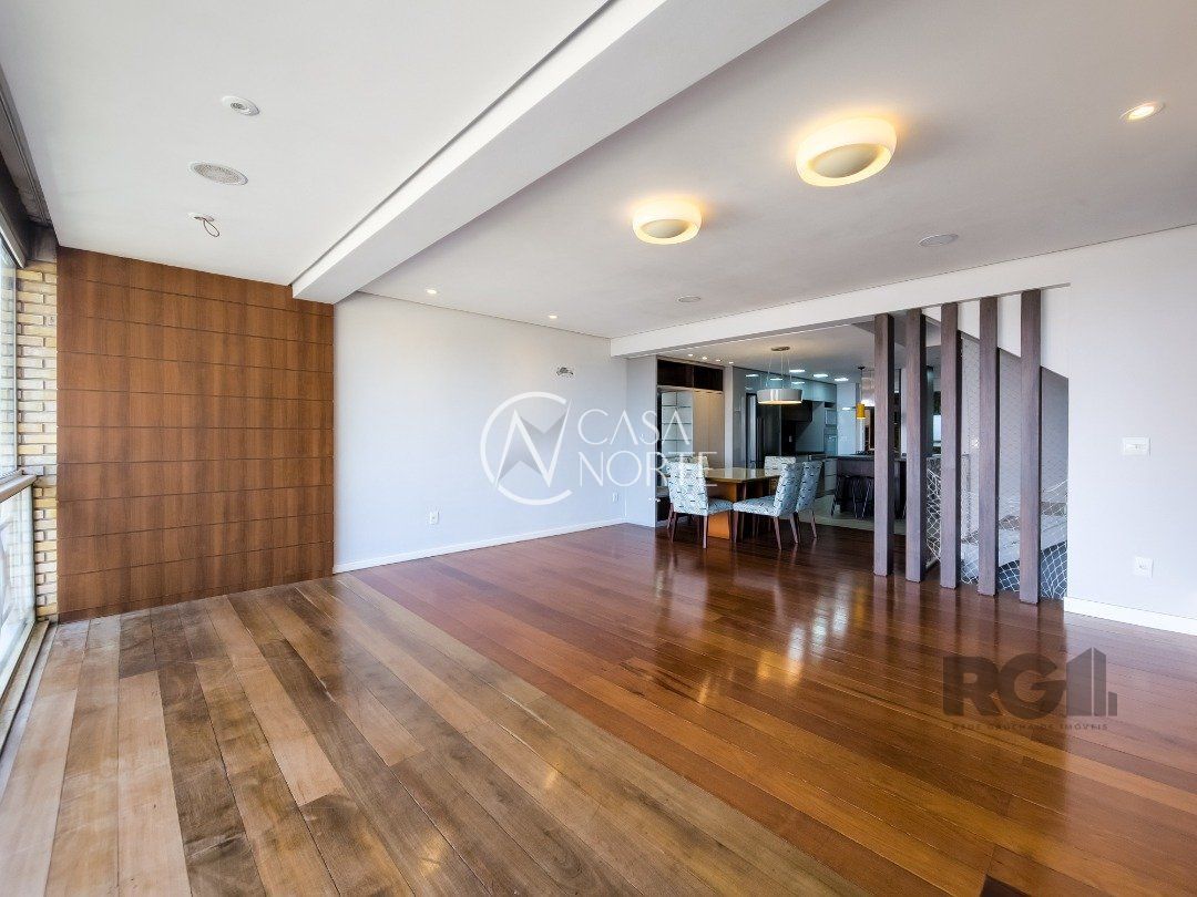 Casa de Condomínio à venda com 3 quartos, 239m², 1 suíte, 2 vagas, Rua Professor Xavier Simões no bairro Sétimo Céu em Porto Alegre