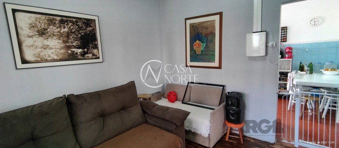 Casa à venda com 5 quartos, 425m², 2 suítes, Rua Jaguari no bairro Cristal em Porto Alegre