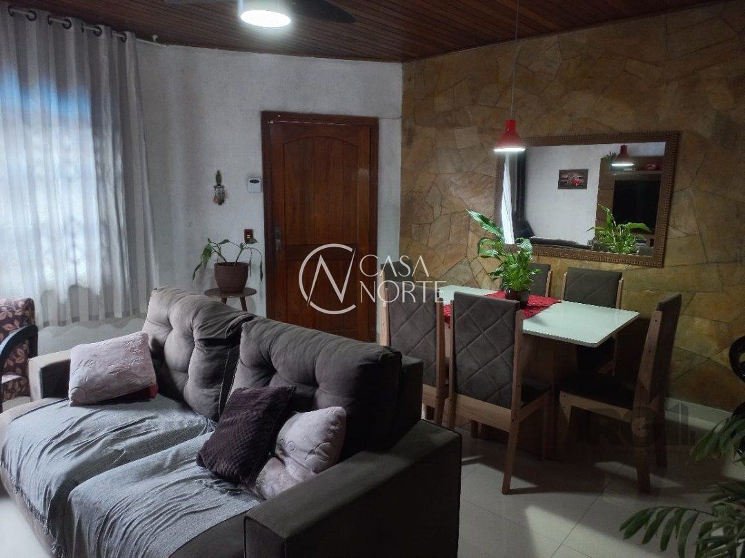 Casa à venda com 2 quartos, 88m², 4 vagas, Rua Ventos do Sul no bairro Vila Nova em Porto Alegre