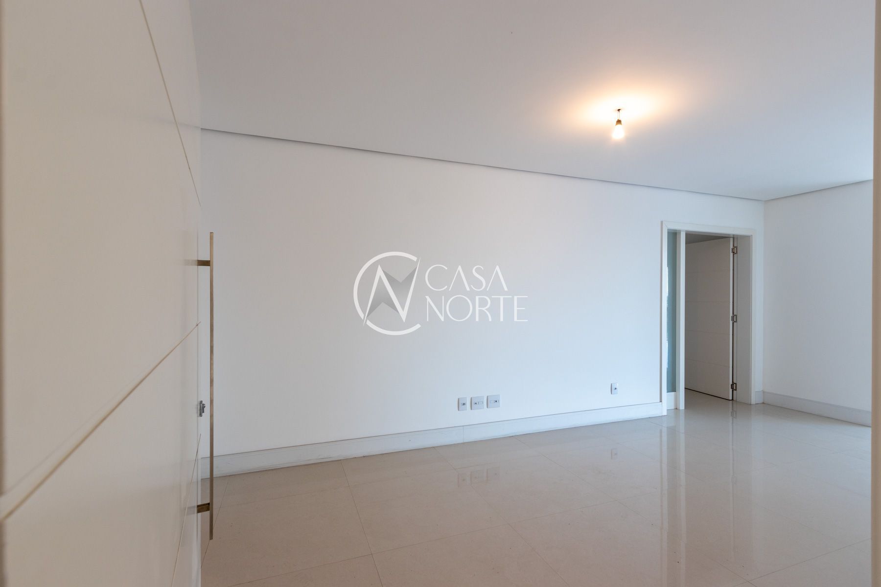 Apartamento à venda com 3 quartos, 260m², 3 suítes, Avenida Guaiba no bairro Vila Conceição em Porto Alegre