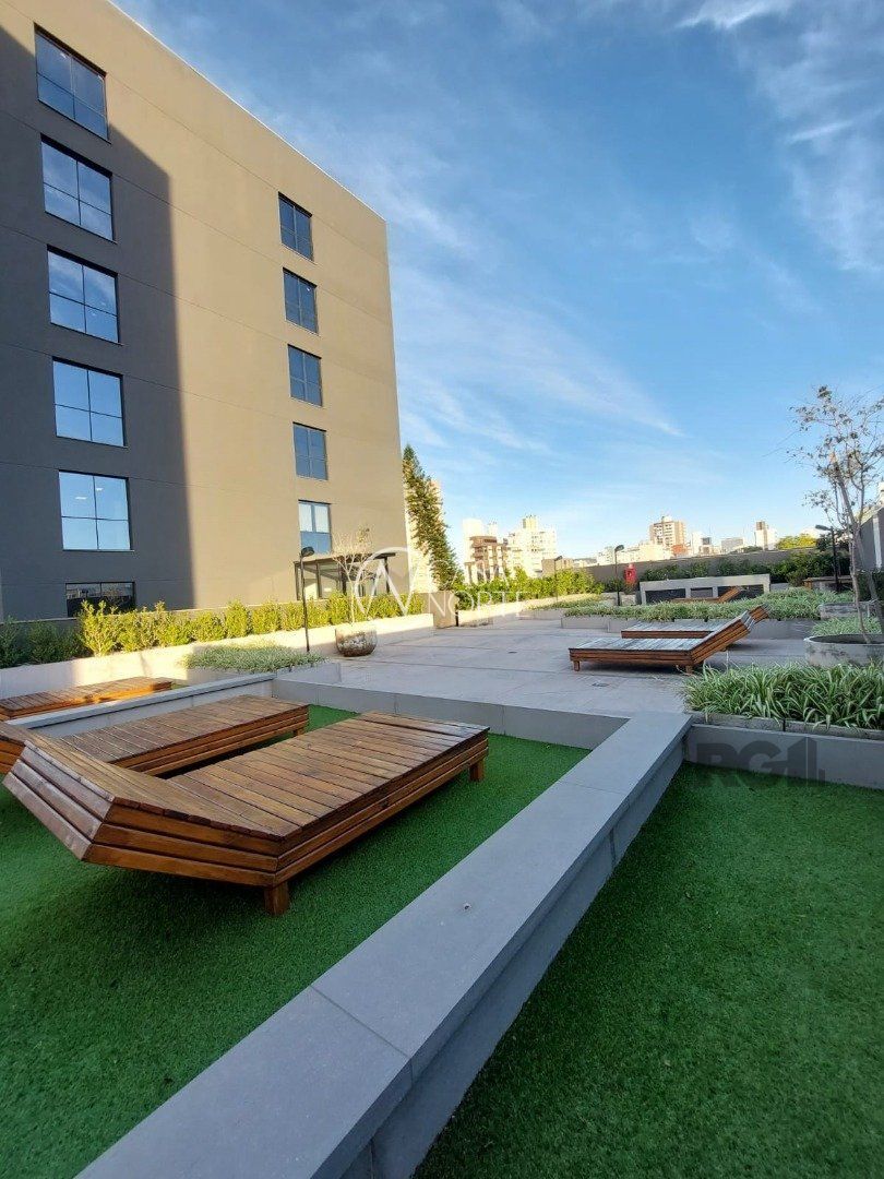 Sala Comercial à venda , 37m², Avenida Erico Verissimo no bairro Menino Deus em Porto Alegre