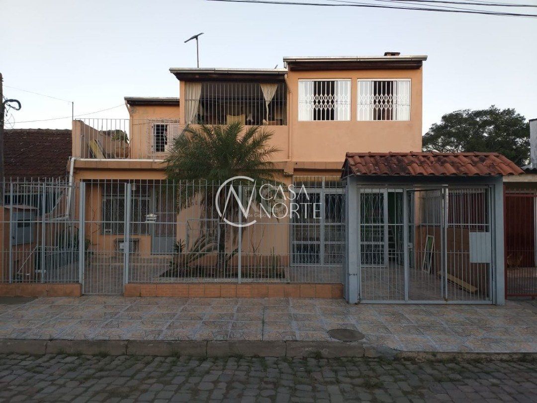 Casa à venda com 4 quartos, 202m², 2 vagas, Acesso Três no bairro Restinga em Porto Alegre