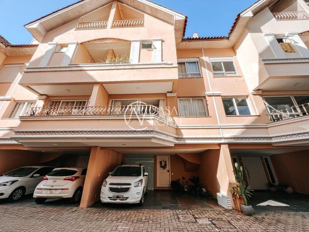 Casa de Condomínio à venda com 3 quartos, 230m², 1 suíte, 2 vagas, Avenida Coronel Marcos no bairro Pedra Redonda em Porto Alegre