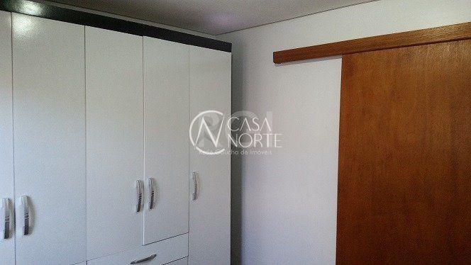 Casa à venda com 3 quartos, 70m², 3 vagas, Rua Reinaldo Muller no bairro Ponta Grossa em Porto Alegre