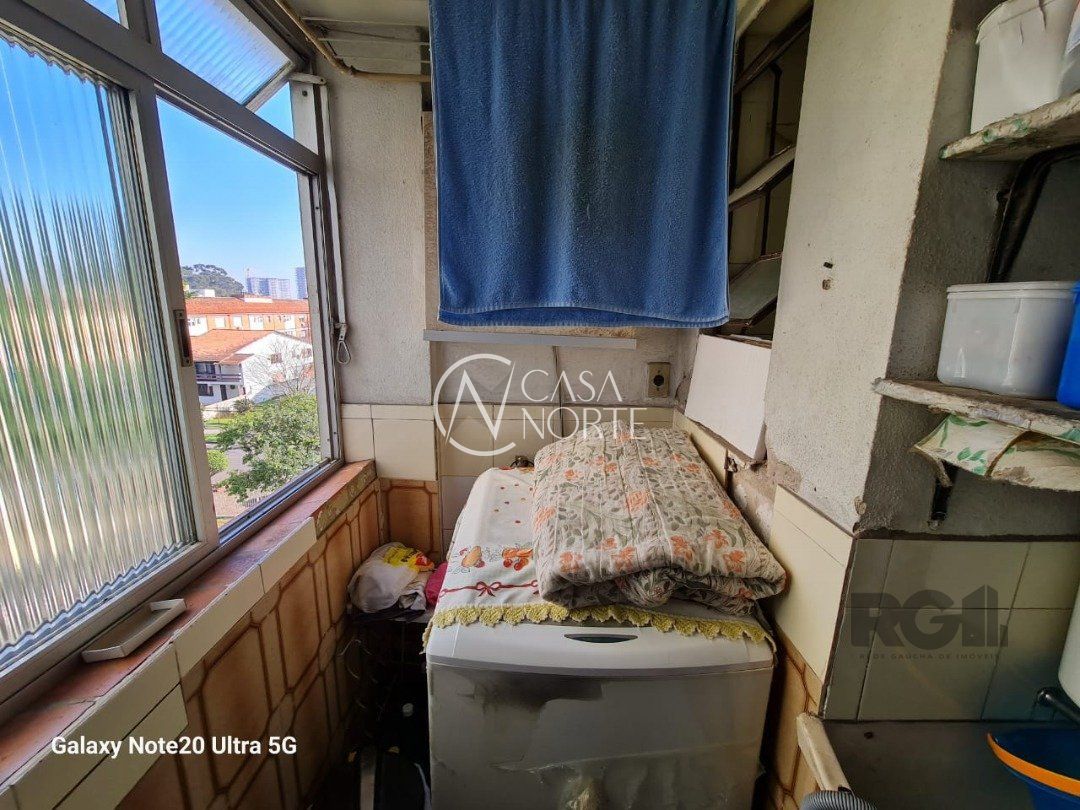 Apartamento à venda com 2 quartos, 59m², 1 vaga, Rua Chico Pedro no bairro Camaquã em Porto Alegre