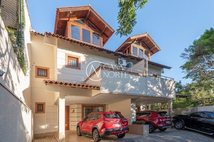 Casa de Condomínio à venda com 3 quartos, 250m², 1 suíte, 2 vagas, Rua Landel de Moura no bairro Tristeza em Porto Alegre