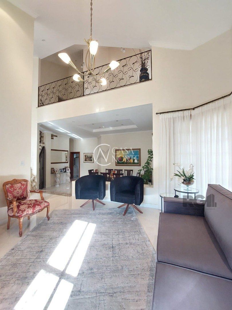 Casa de Condomínio à venda com 3 quartos, 451m², 1 suíte, 2 vagas, Rua Alcebiades Antônio dos Santos no bairro Nonoai em Porto Alegre