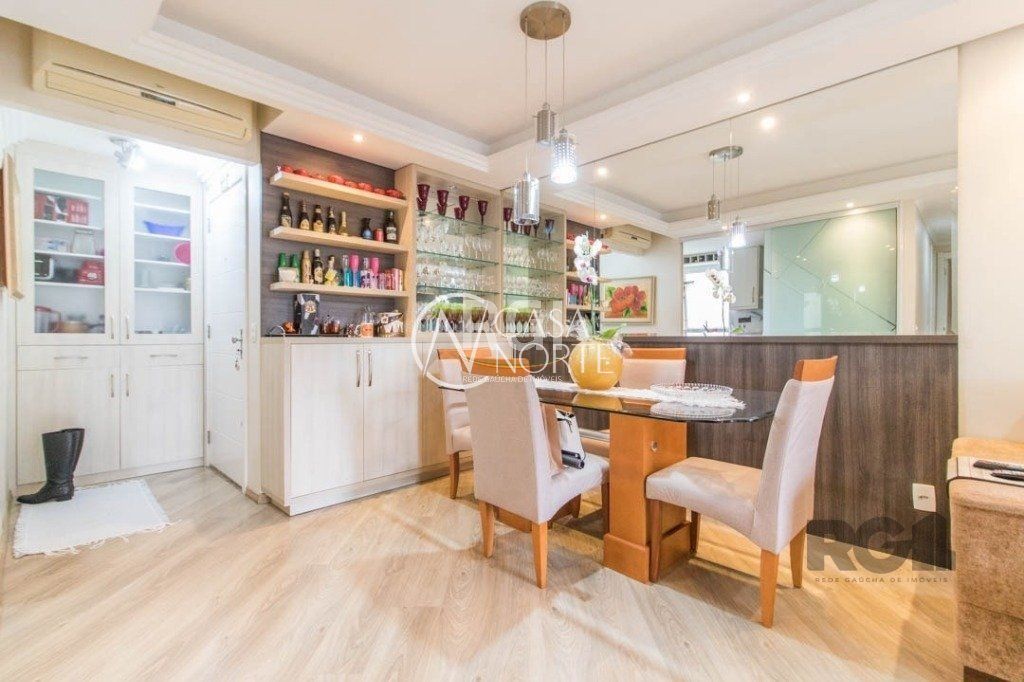 Apartamento à venda com 2 quartos, 73m², 1 suíte, 2 vagas, Rua Luiz Siegmann no bairro Jardim Lindóia em Porto Alegre