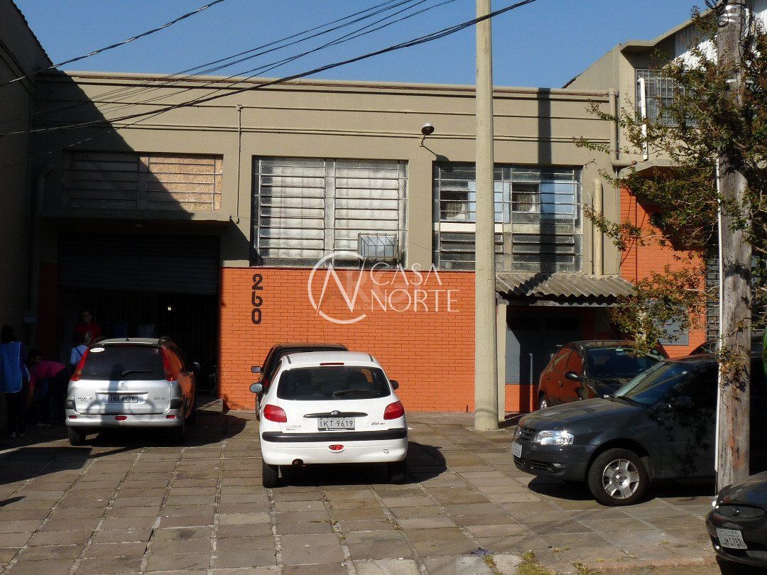 Pavilhão à venda , 5686m², Rua Engenheiro Ubatuba de Faria no bairro Sarandi em Porto Alegre