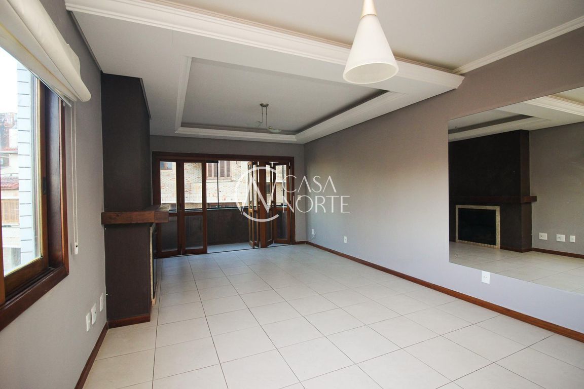 Apartamento à venda com 2 quartos, 93m², 1 suíte, 2 vagas, Rua Porto Calvo no bairro Ipanema em Porto Alegre