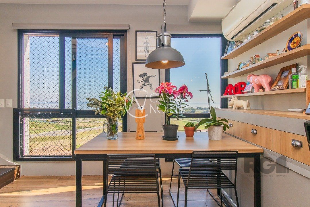 Apartamento à venda com 2 quartos, 86m², 1 suíte, 2 vagas, Rua Coronel Claudino no bairro Cristal em Porto Alegre