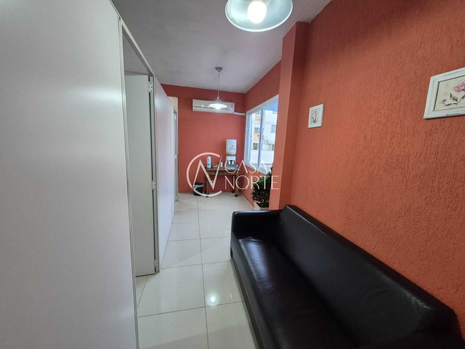 Sala Comercial à venda com 2 quartos, 29m², Rua Padre João Batista Reus no bairro Vila Conceição em Porto Alegre