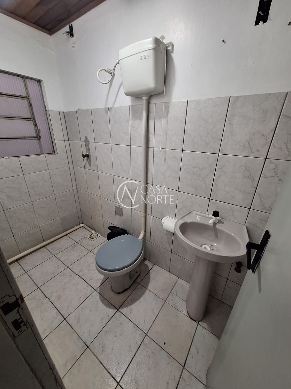 Sala Comercial à venda com 1 quarto, 73m², Rua Doutor Campos Velho no bairro Cristal em Porto Alegre