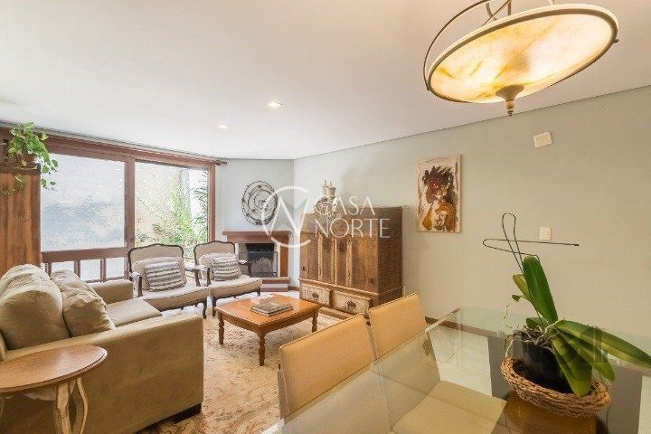 Casa de Condomínio à venda com 3 quartos, 219m², 1 suíte, 2 vagas, Rua Vicente Failace no bairro Tristeza em Porto Alegre