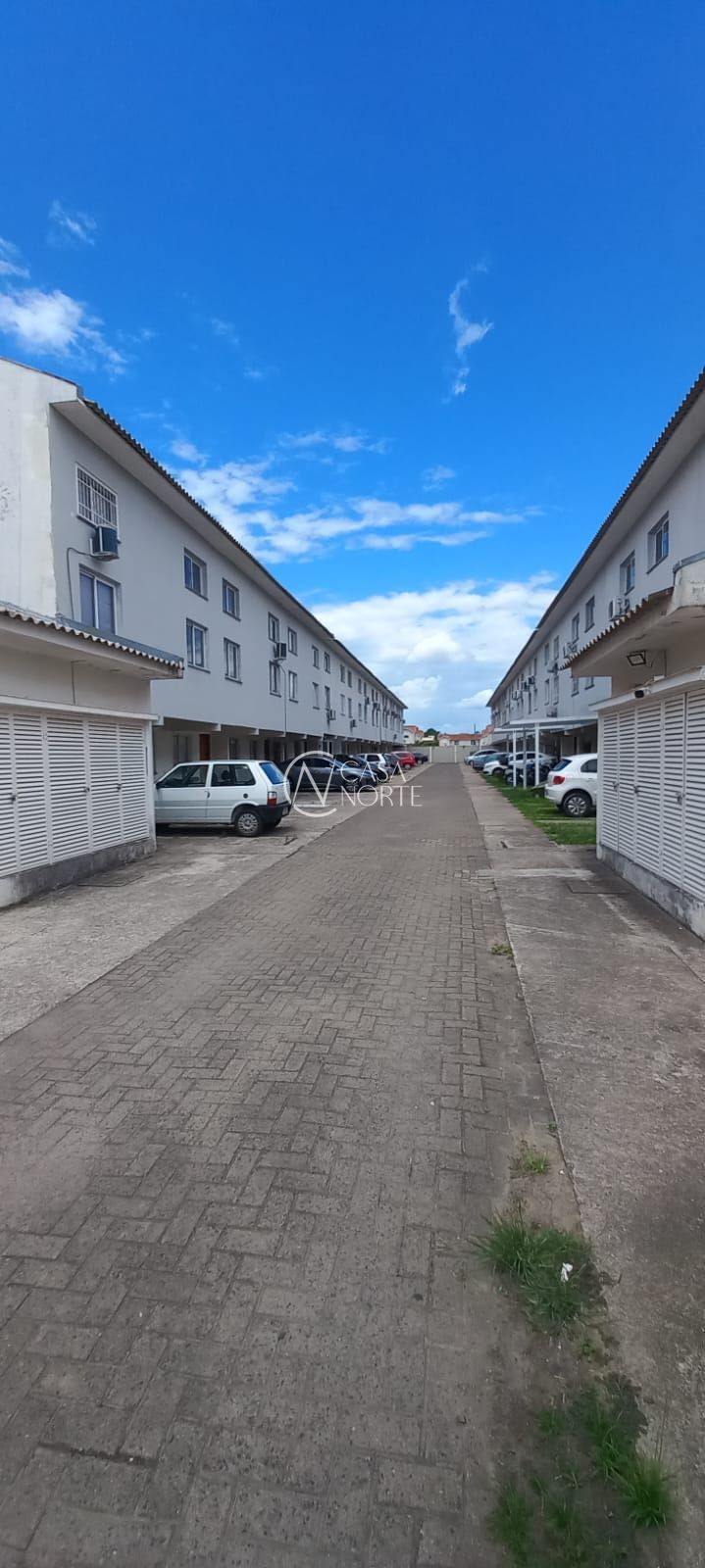 Casa de Condomínio à venda com 3 quartos, 52m², 1 vaga, Rua Dorival Castilhos Machado no bairro Aberta dos Morros em Porto Alegre