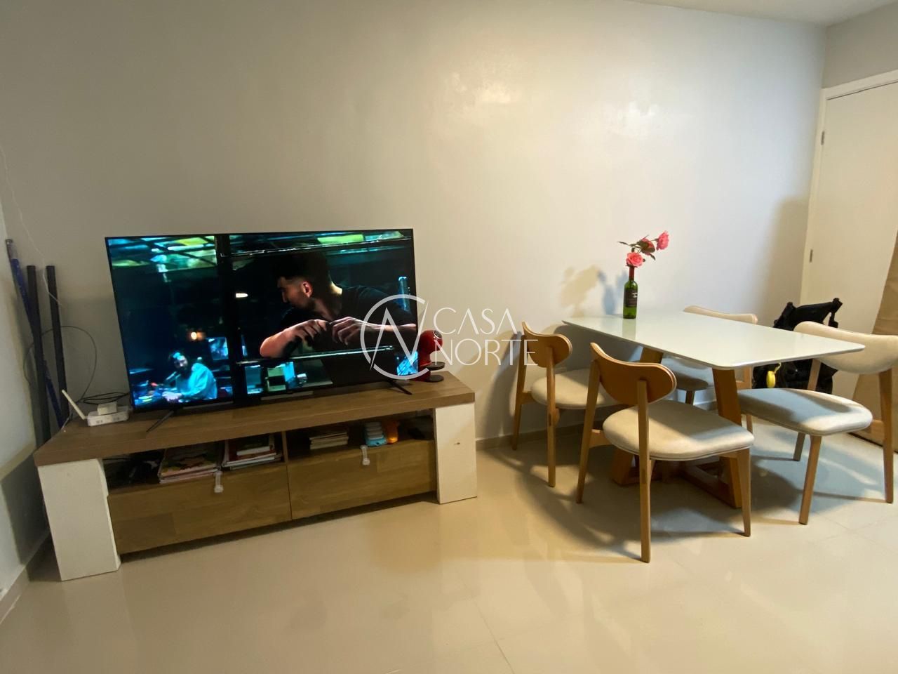Apartamento à venda com 2 quartos, 41m², 1 vaga, Rua Pércio Freitas Maestri no bairro Ipanema em Porto Alegre