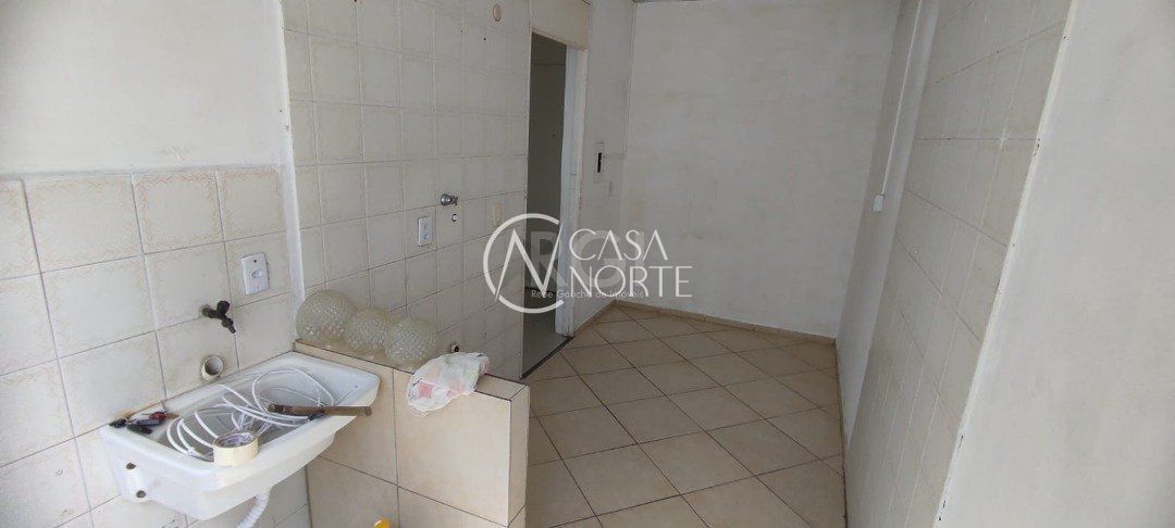 Apartamento à venda com 3 quartos, 69m², 1 vaga, Avenida Romeu Samarani Ferreira no bairro Vila Nova em Porto Alegre