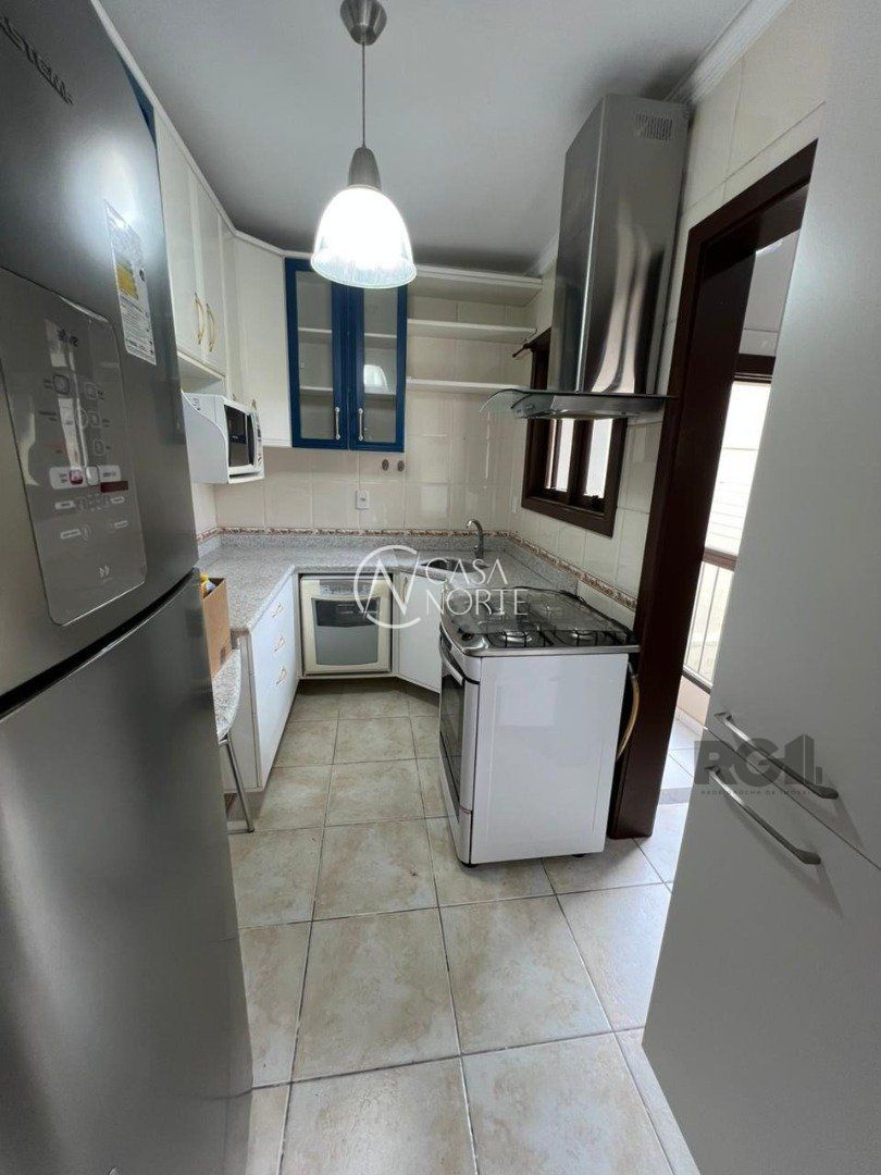 Casa de Condomínio à venda com 5 quartos, 176m², 2 suítes, 2 vagas, Rua Doutor Dias de Carvalho no bairro Tristeza em Porto Alegre