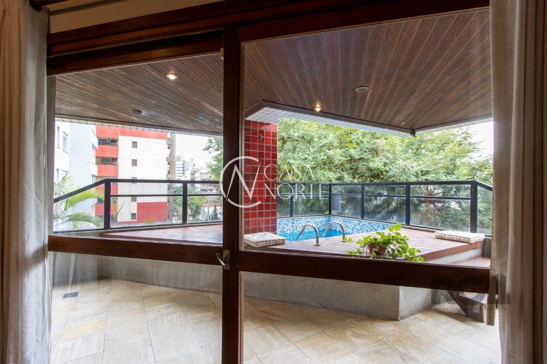 Apartamento à venda com 4 quartos, 253m², 2 suítes, 3 vagas, Avenida Lageado no bairro Petrópolis em Porto Alegre