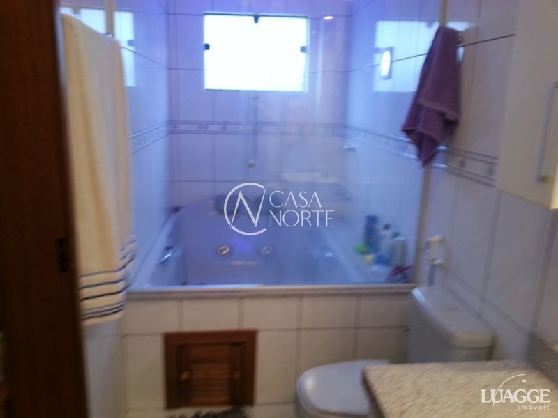 Casa de Condomínio à venda com 3 quartos, 194m², 1 suíte, 2 vagas, Rua Liberal no bairro Tristeza em Porto Alegre