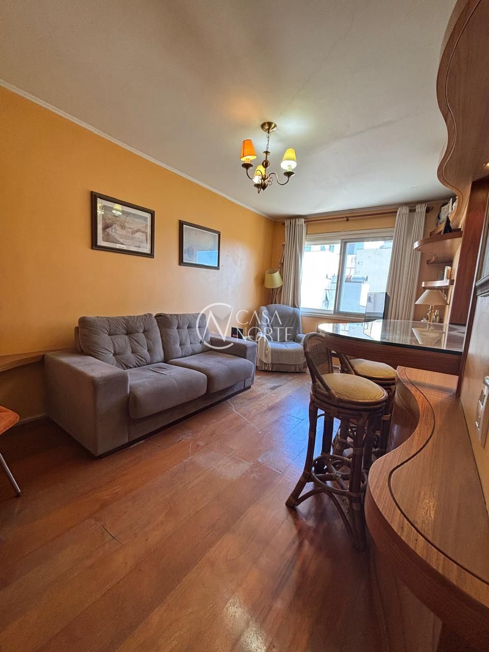 Apartamento à venda com 1 quarto, 46m², Avenida Getúlio Vargas no bairro Menino Deus em Porto Alegre