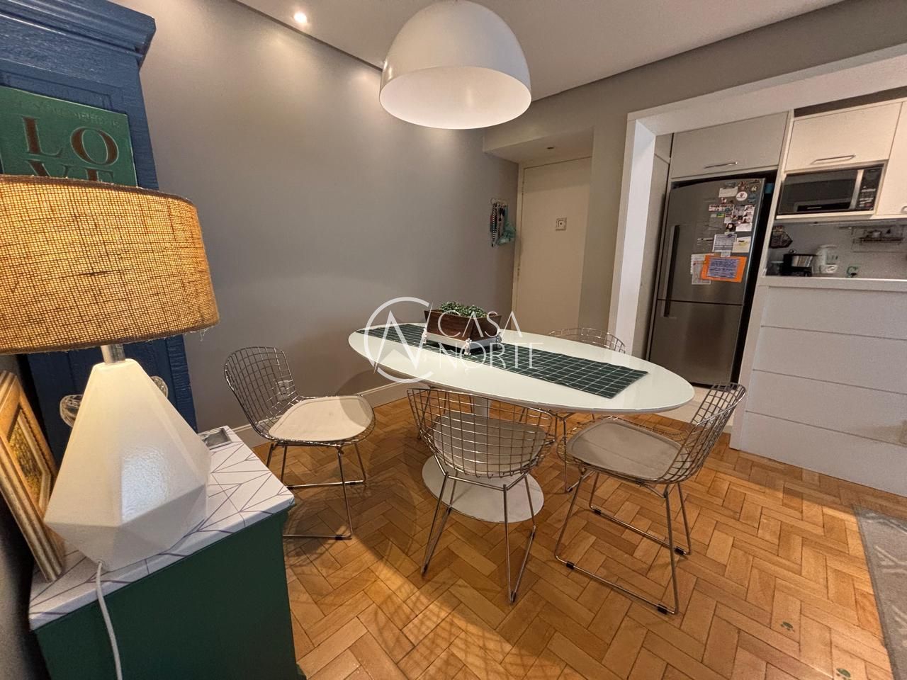 Apartamento à venda com 3 quartos, 96m², 1 suíte, 1 vaga, Rua Marquês do Pombal no bairro Moinhos de Vento em Porto Alegre