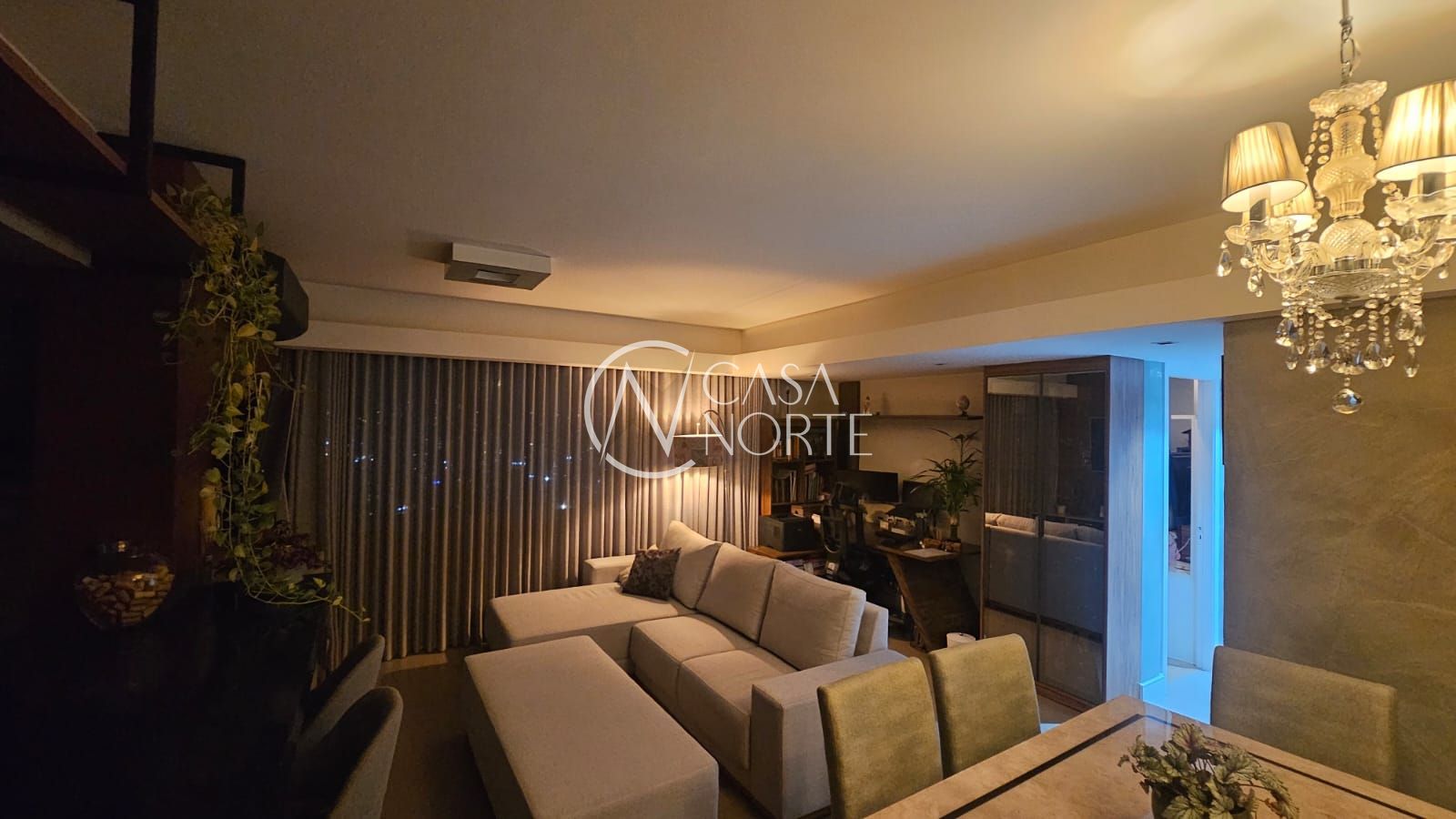 Apartamento à venda com 2 quartos, 100m², 1 suíte, 1 vaga, Avenida Bento Gonçalves no bairro Partenon em Porto Alegre