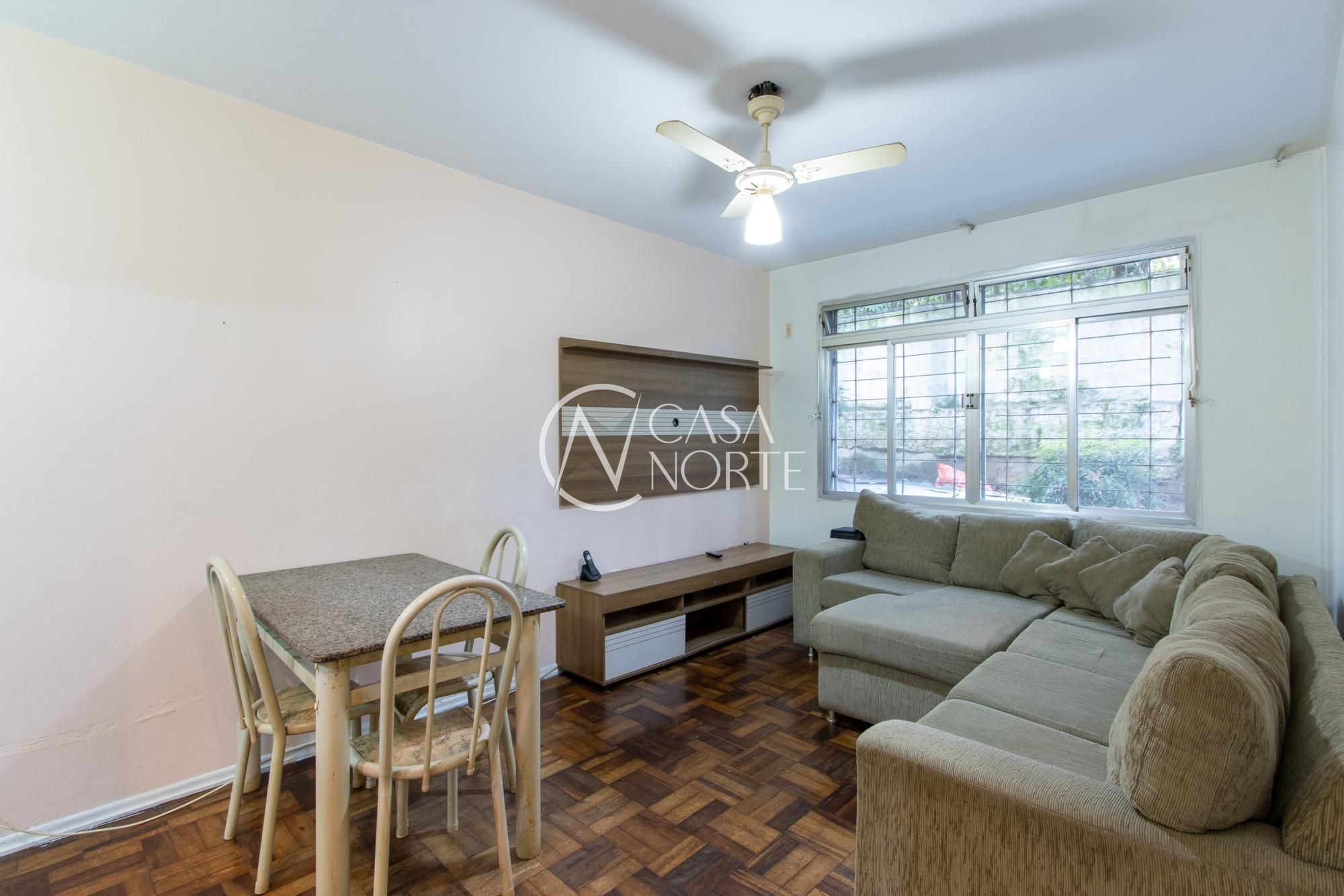 Apartamento Garden à venda com 2 quartos, 58m², Rua Silveiro no bairro Menino Deus em Porto Alegre