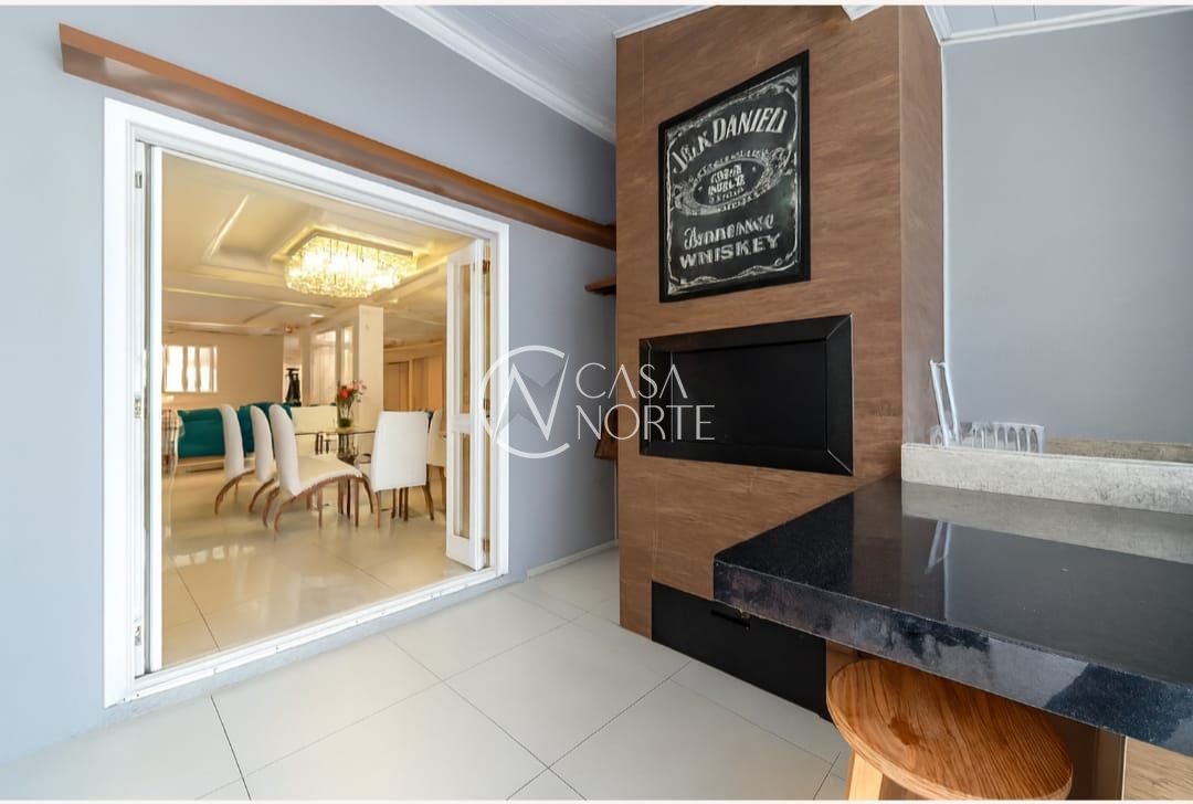 Casa de Condomínio à venda com 3 quartos, 189m², 1 suíte, 3 vagas, Avenida Coronel Marcos no bairro Pedra Redonda em Porto Alegre