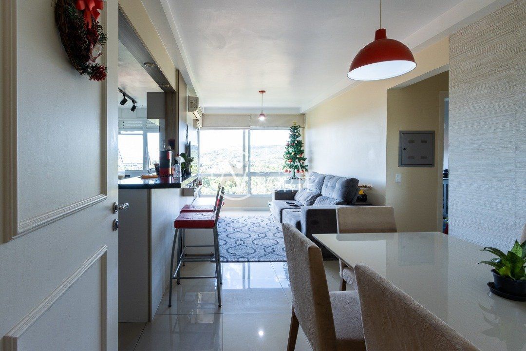 Apartamento à venda com 3 quartos, 71m², 1 suíte, 1 vaga, Avenida da Cavalhada no bairro Cavalhada em Porto Alegre