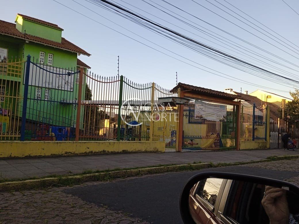 Casa Comercial à venda  com 0m², Rua Doutor Mário Totta no bairro Tristeza em Porto Alegre