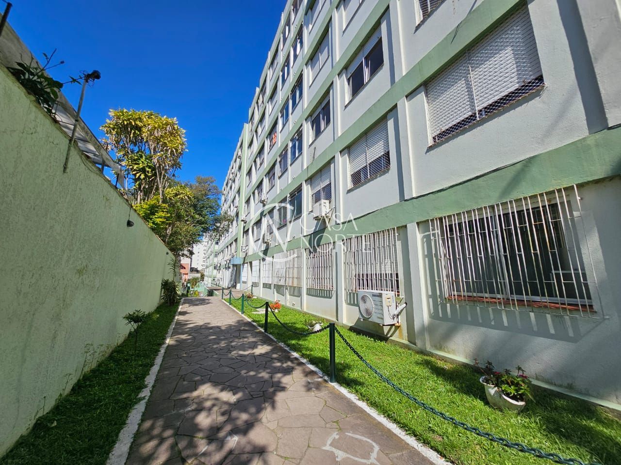 Apartamento à venda com 2 quartos, 57m², Rua Doutor Barcelos no bairro Tristeza em Porto Alegre