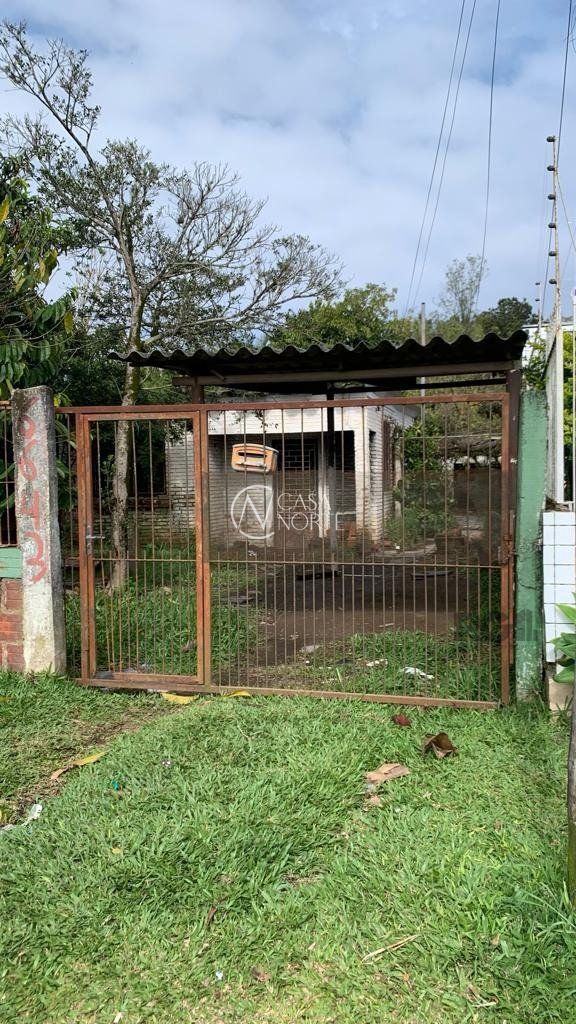 Terreno à venda  com 335m², Avenida Juca Batista no bairro Ponta Grossa em Porto Alegre