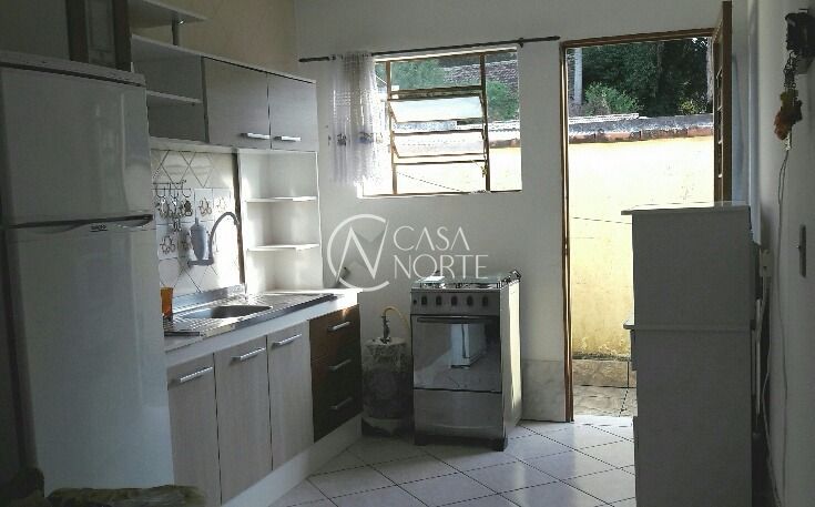 Casa de Condomínio à venda com 1 quarto, 46m², Rua Padre João Batista Reus no bairro Camaquã em Porto Alegre