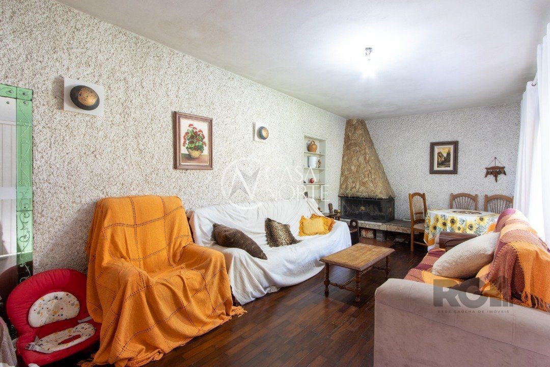 Casa à venda com 3 quartos, 200m², Rua João Mendes Ouriques no bairro Ipanema em Porto Alegre