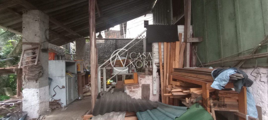 Casa à venda com 2 quartos, 180m², Rua Doutor Dias de Carvalho no bairro Tristeza em Porto Alegre