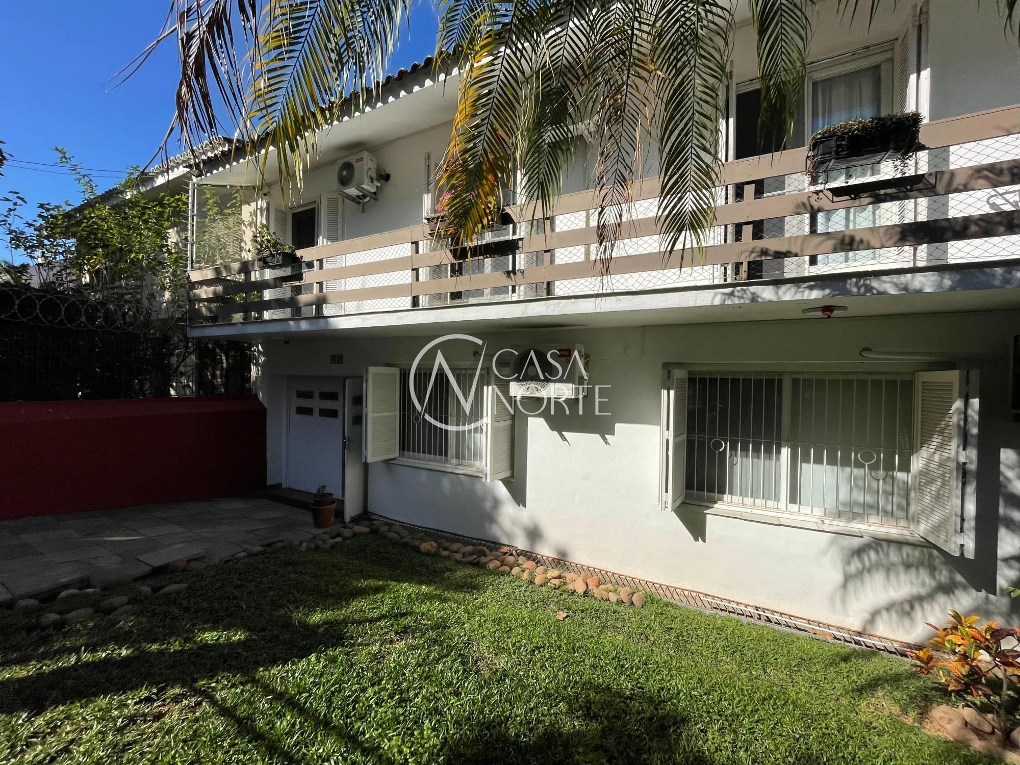 Casa à venda com 4 quartos, 325m², 1 suíte, 4 vagas, Avenida Arlindo Pasqualini no bairro Jardim Isabel em Porto Alegre