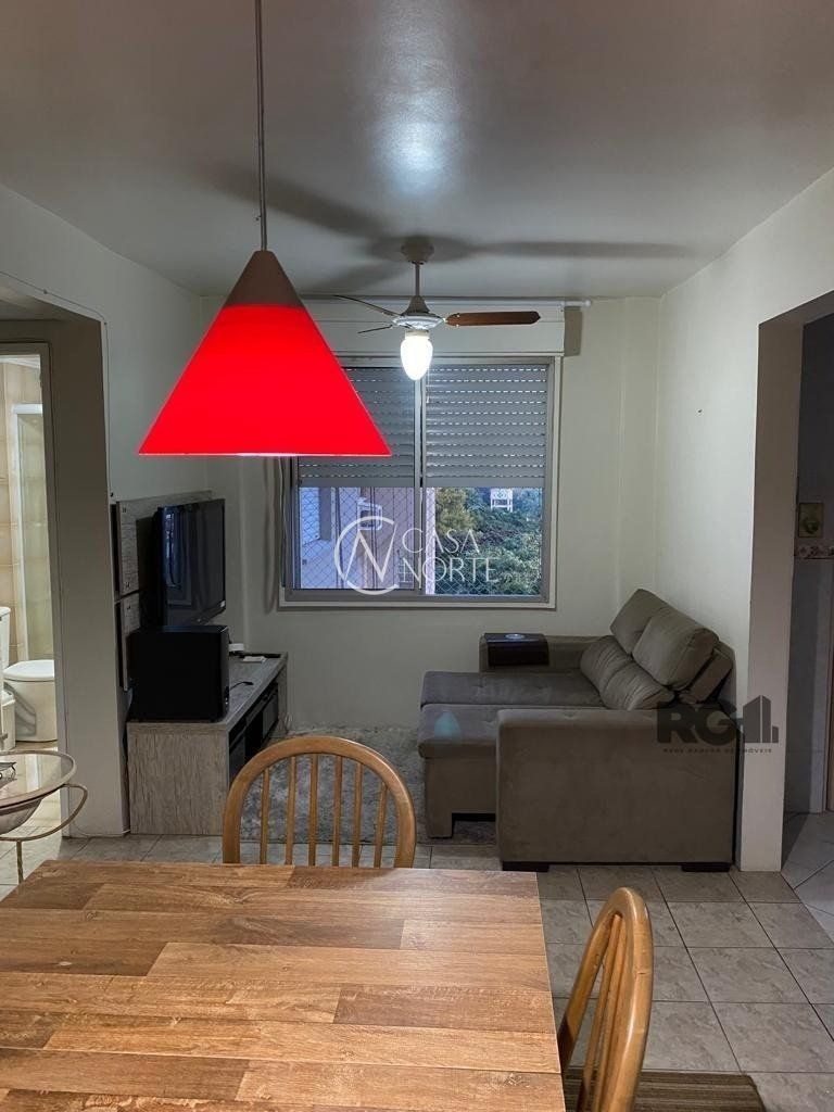 Apartamento à venda com 2 quartos, 60m², 1 vaga, Rua Diomario Moojen no bairro Cristal em Porto Alegre