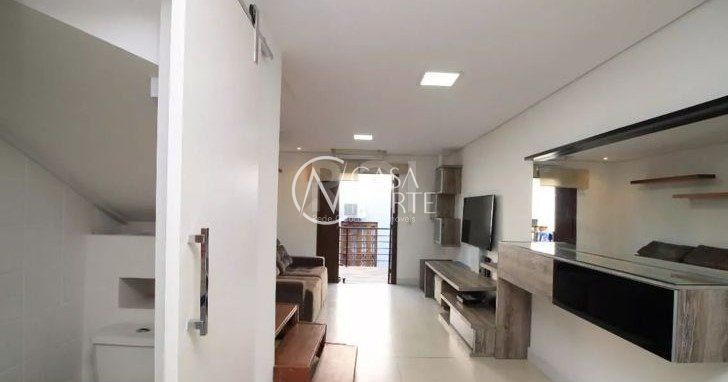 Duplex à venda com 1 quarto, 57m², 1 suíte, 1 vaga, Rua São Simão no bairro Bom Jesus em Porto Alegre